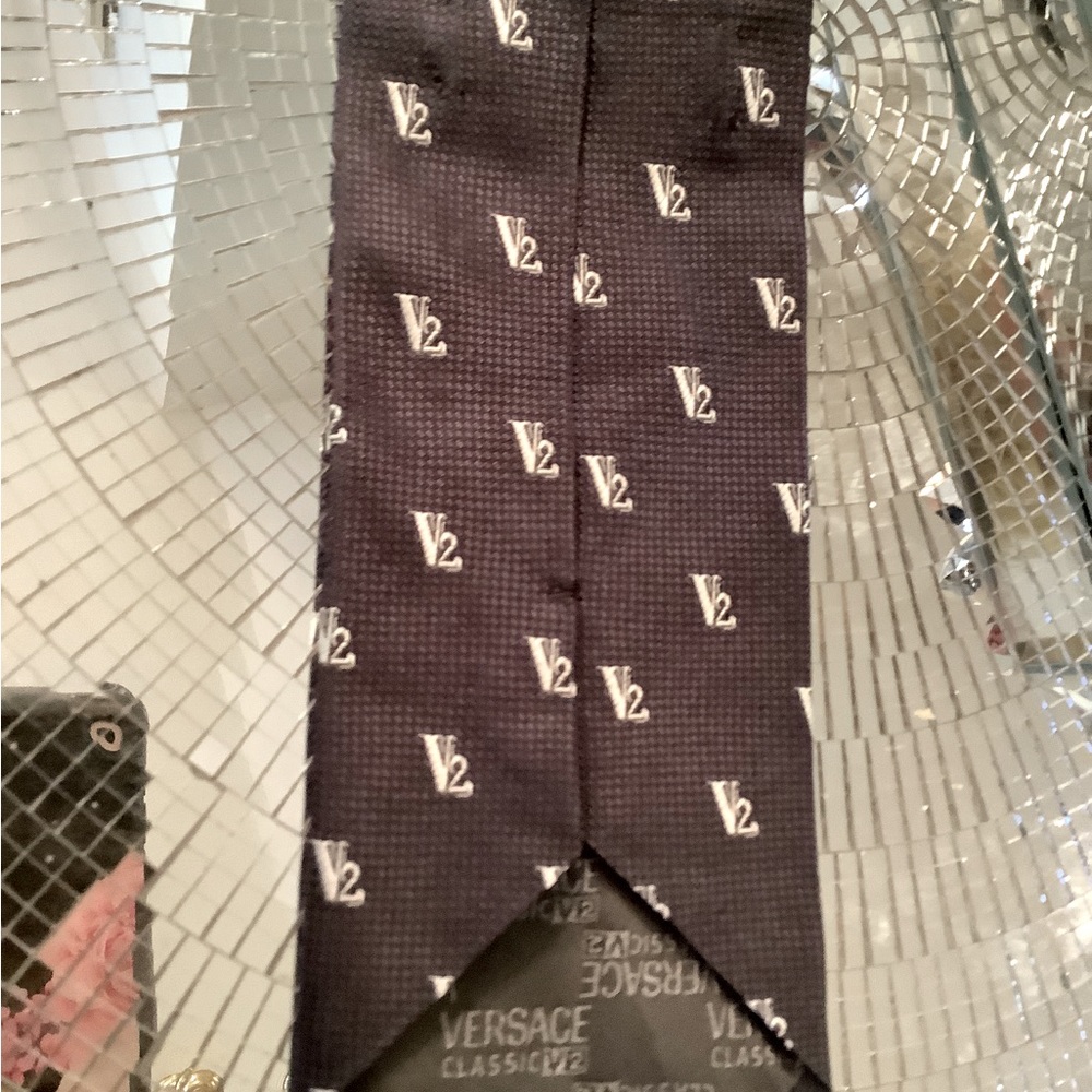 Beautiful men’s Versace tie Saks fifth ave